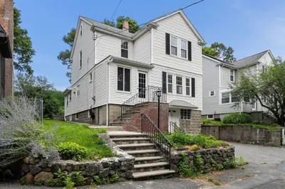 567 Winthrop St 1