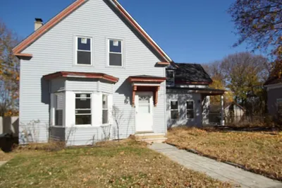 17 Prospect St 1