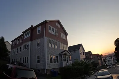 13 View St