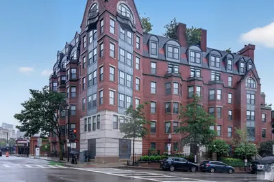 75 Clarendon St #401-a