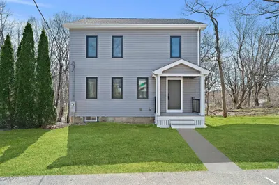 55 Woodland Rd 1