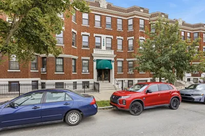 1572 Commonwealth Ave #6 1