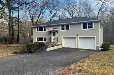 71 Tamarack Rd 1