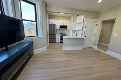 41 Edgerly Rd #52 1