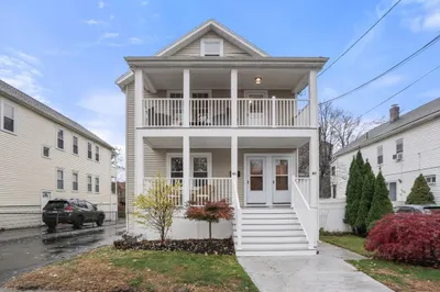 46-48 Hooker Ave