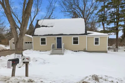 4 Littlefield Rd 1