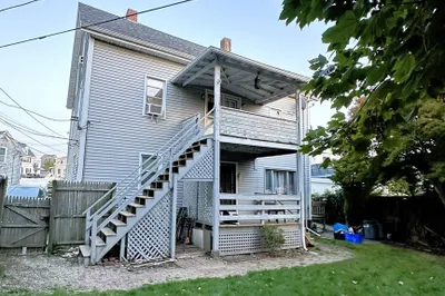 8 Gilbert Court 1