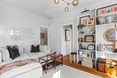 4 Crawford St #2