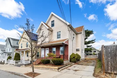 63 Woodville St 1