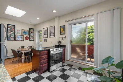 18-20 Marcella Street #5 1