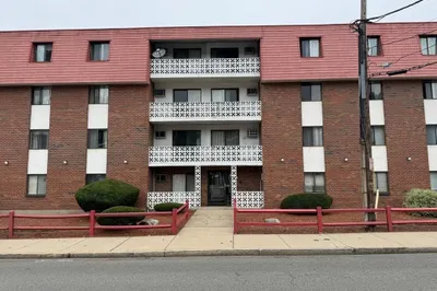 141 Pierce Street #22