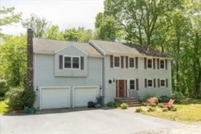 8 Dix Rd 1