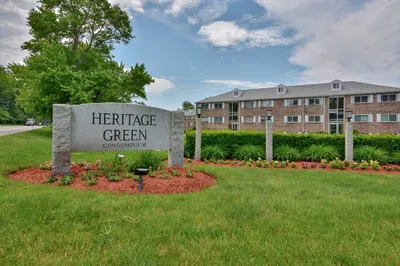 19 Fernview Ave #3