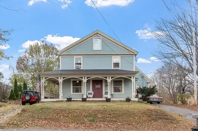 692 Main St 1