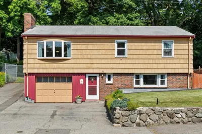 78 Brookside Road 1