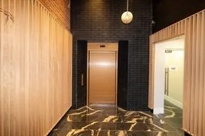 125 Broad St #5