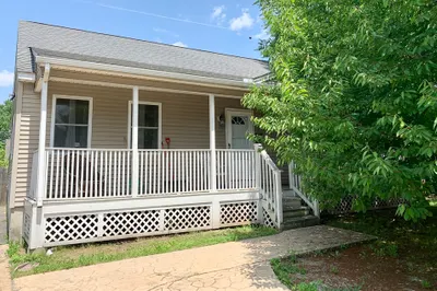 52 Tyler St