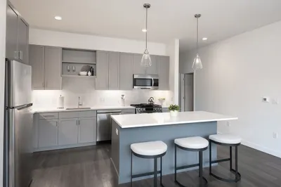 25 River St. #102 1