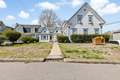 82 Vernon St 1