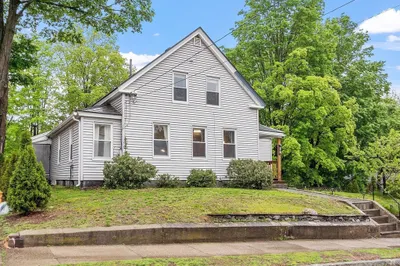 39 Cottage St