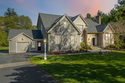 23 Darlene Dr 1