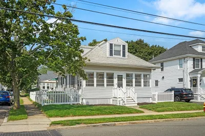 149 Lynn St