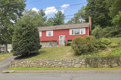 500 Old Farm Road 1