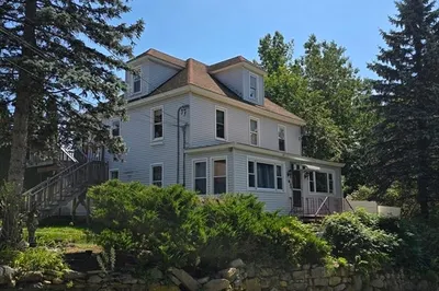16 Davis Street #3 1