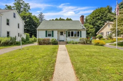 155 Norwood Ter