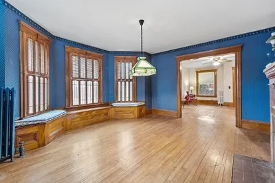 88 Maple St 1