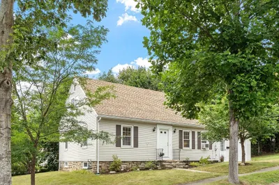 131 Airlie St 1