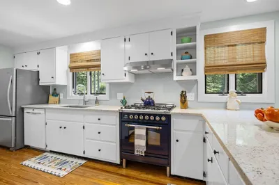 436 Santuit Newtown Rd