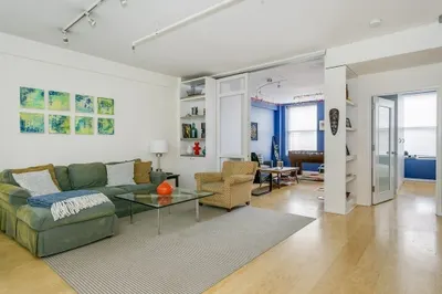 453 Washington St #5D