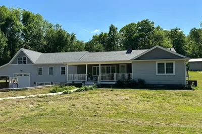 334 Chapin Rd 1