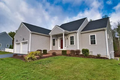 6 Brewster Drive 1