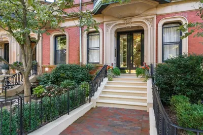 34 Commonwealth Ave #1