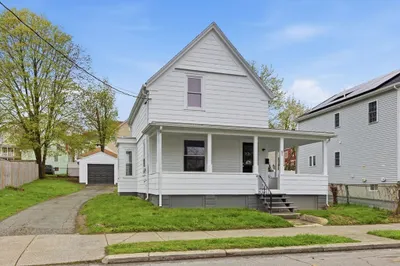 51 Laurel St