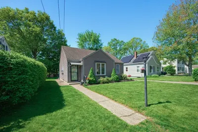 22 Hillcrest Ave 1