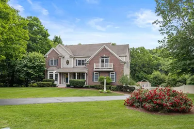 11 Stillbrook Ln 1