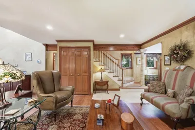 41 Apple Rd 1