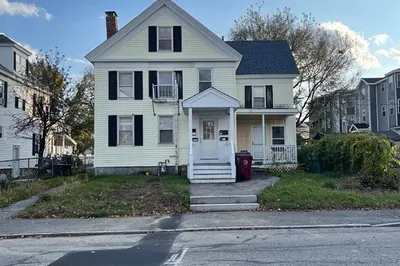 984 Middlesex St 1