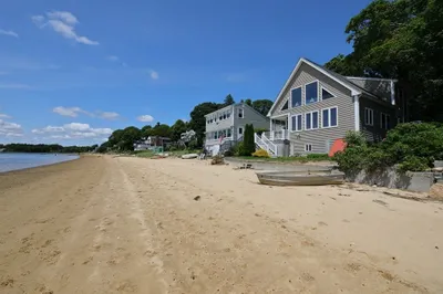 61 Oak St 1