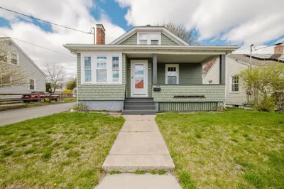 542 Walcott Street