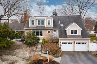 181 Linden Dr 1