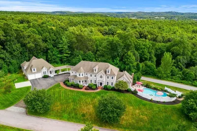 32 & 34 Autumn Ridge Rd