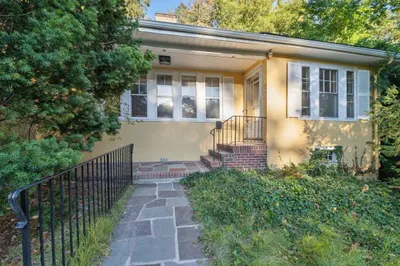 132 Beaumont Ave 1