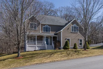 220 Magill Dr 1