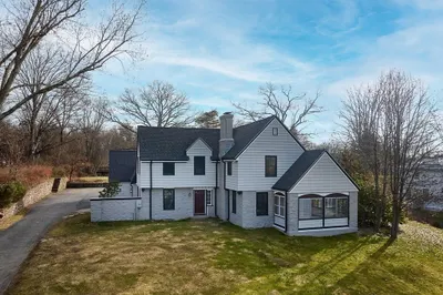 633 Bernardston Rd 1
