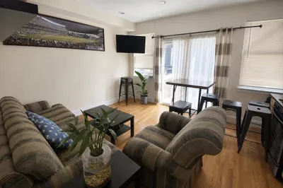 13 Sewall Street #13