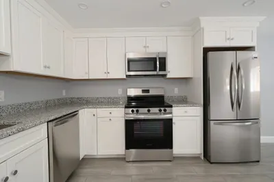245 Elm Street #B2 1